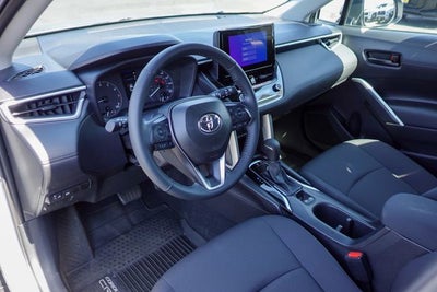 2024 Toyota Corolla Cross LE
