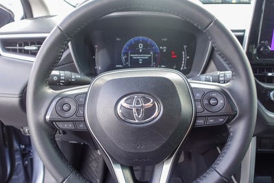 2025 Toyota Corolla Cross XLE