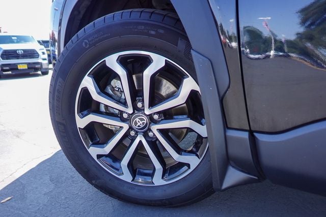 2023 Toyota Corolla Cross Hybrid SE