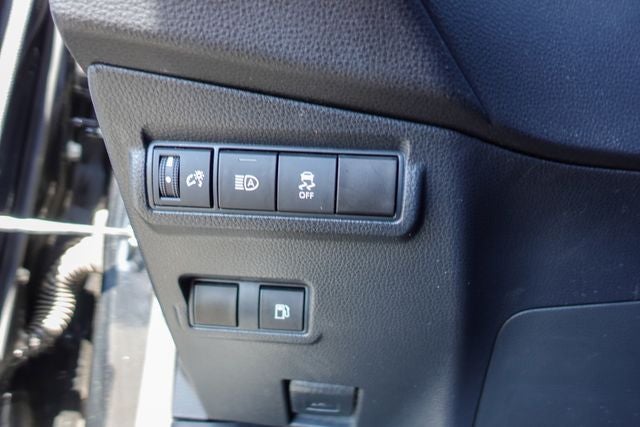 2023 Toyota Corolla Cross Hybrid SE