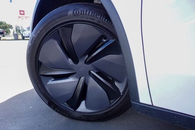 2026 Tesla Model Y Long Range