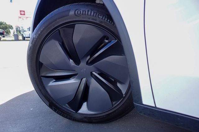2026 Tesla Model Y Long Range