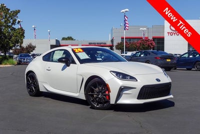 2024 Toyota GR86 Premium