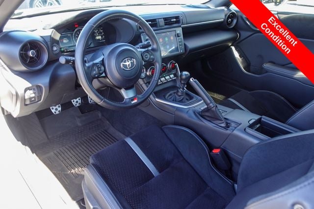 2024 Toyota GR86 Premium