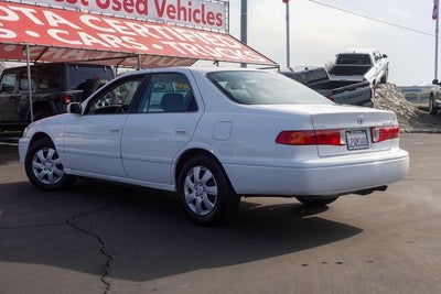 2001 Toyota Camry LE
