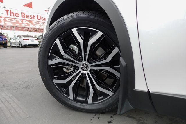 2023 Toyota Crown XLE