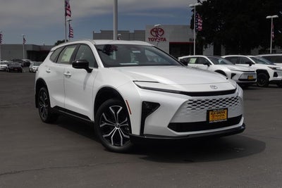 2026 Toyota Crown Signia XLE