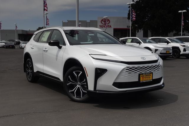 2026 Toyota Crown Signia XLE