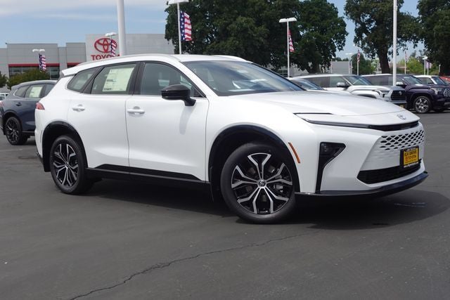 2026 Toyota Crown Signia XLE