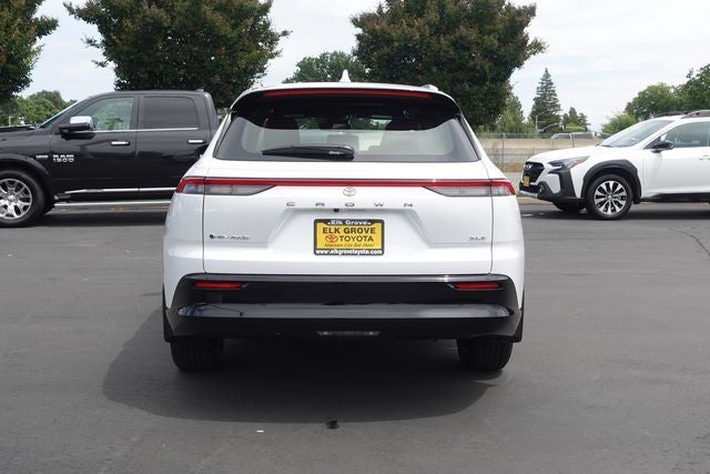 2026 Toyota Crown Signia XLE