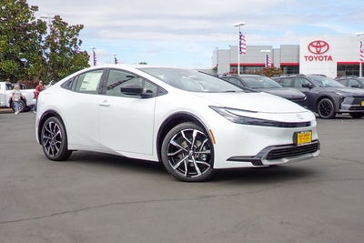 2027 Toyota Prius Plug-In Hybrid XSE