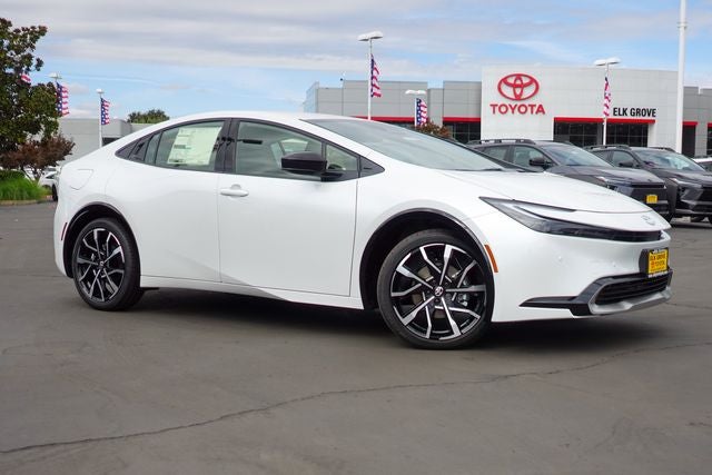 2027 Toyota Prius Plug-In Hybrid XSE