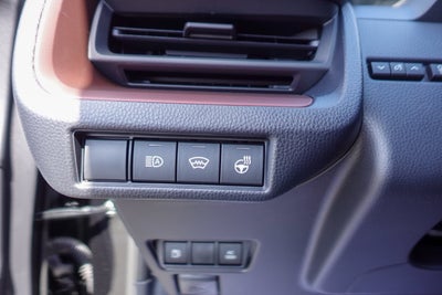 2027 Toyota Prius Plug-In Hybrid SE
