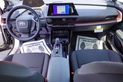 2027 Toyota Prius Plug-In Hybrid SE