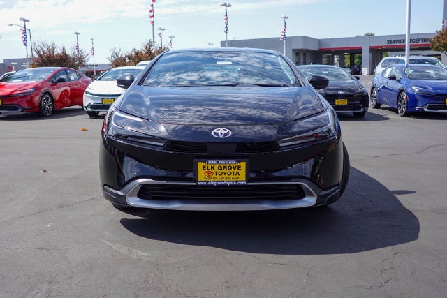 2027 Toyota Prius Plug-In Hybrid SE