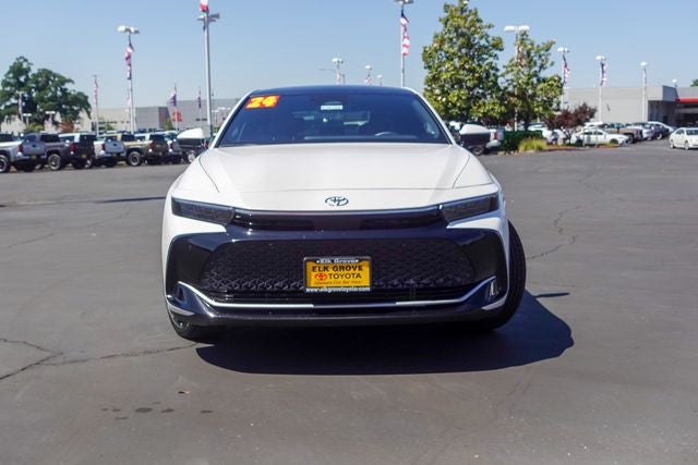 2024 Toyota Crown Platinum