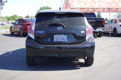 2016 Toyota Prius c Three