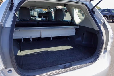 2014 Toyota Prius v Five