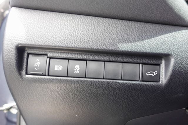 2023 Toyota Venza XLE