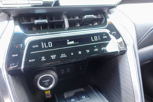 2023 Toyota Venza XLE