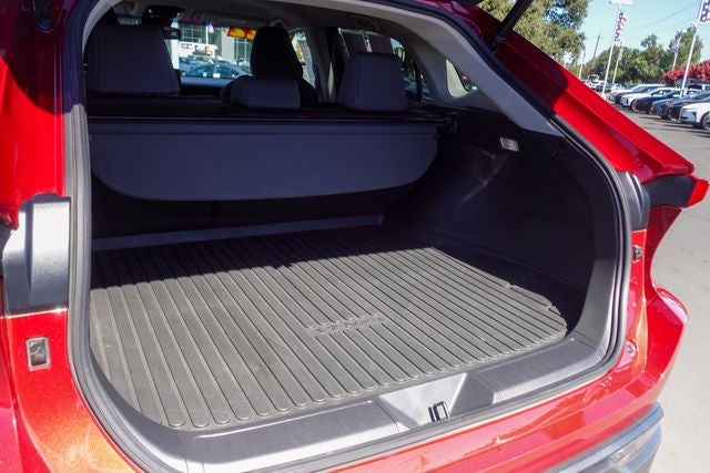 2022 Toyota Venza LE