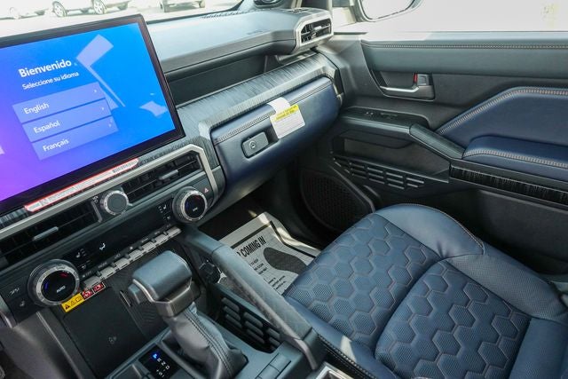 2025 Toyota 4Runner i-FORCE MAX Hybrid Platinum