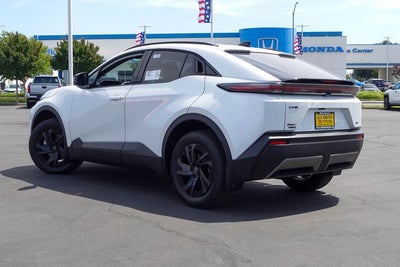 2026 Toyota C-HR SE