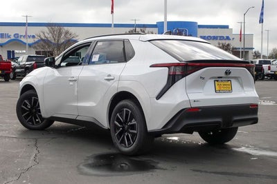 2026 Toyota bZ XLE Plus