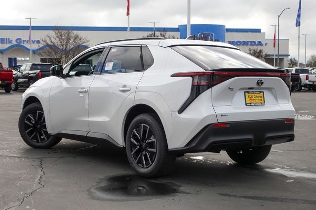 2026 Toyota bZ XLE Plus