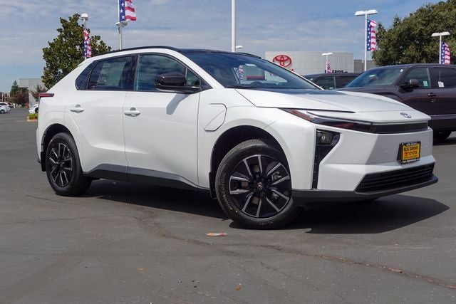 2026 Toyota bZ XLE Plus