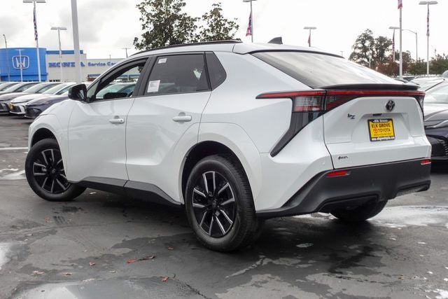 2026 Toyota bZ XLE Plus