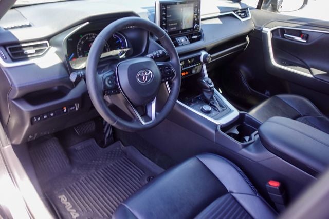 2020 Toyota RAV4 Hybrid XSE