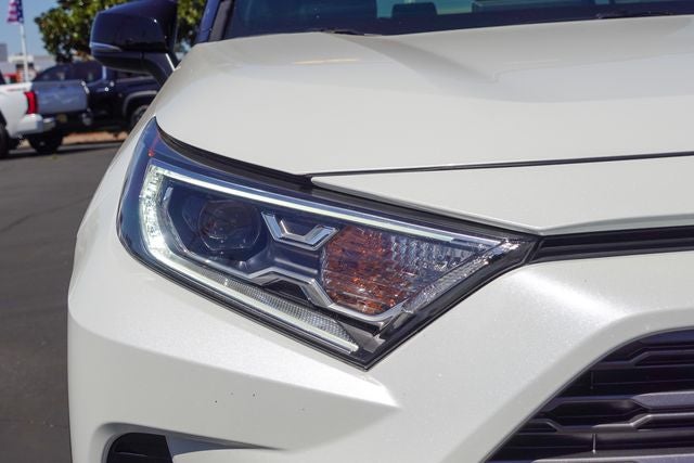 2020 Toyota RAV4 Hybrid XSE