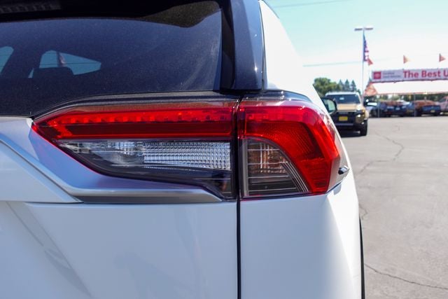 2020 Toyota RAV4 Hybrid XSE