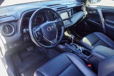2018 Toyota RAV4 SE