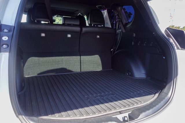 2018 Toyota RAV4 SE