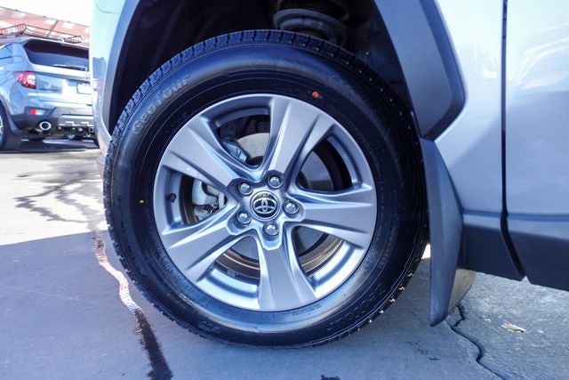 2022 Toyota RAV4 Hybrid LE