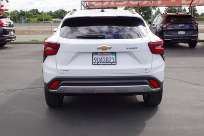 2025 Chevrolet Trax LT