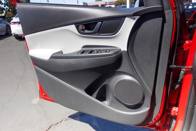 2022 Hyundai Kona SE