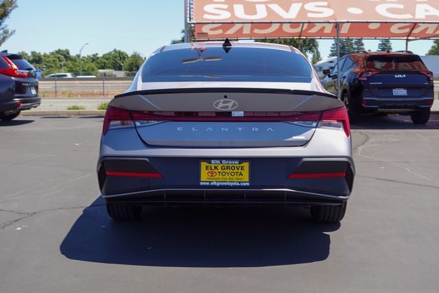 2025 Hyundai Elantra Hybrid SEL Sport