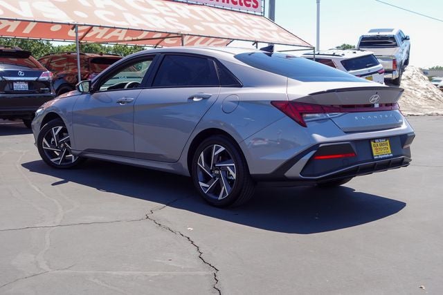 2025 Hyundai Elantra Hybrid SEL Sport
