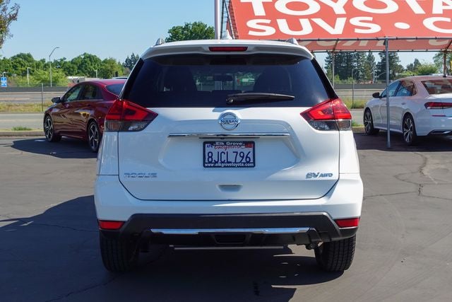2017 Nissan Rogue SV