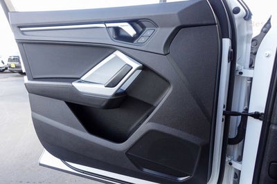 2021 Audi Q3 Premium quattro