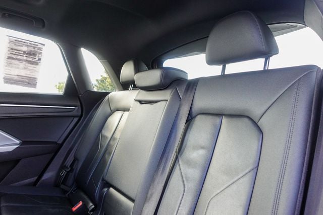 2021 Audi Q3 Premium quattro