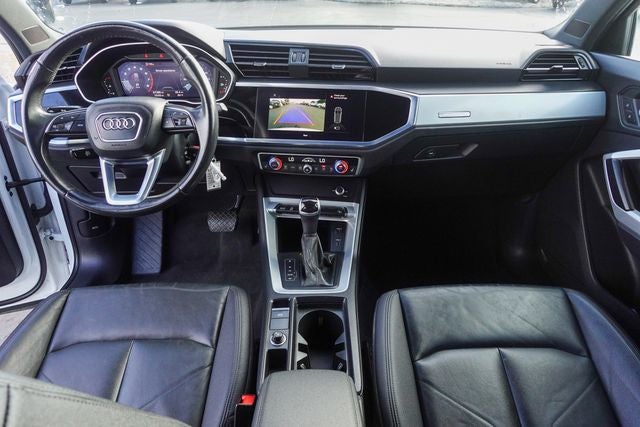 2021 Audi Q3 Premium quattro