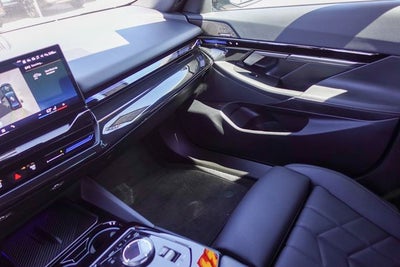 2024 BMW 5 Series 530i