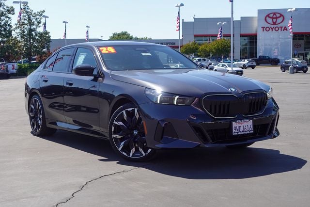 2024 BMW 5 Series 530i