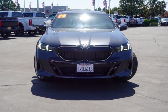 2024 BMW 5 Series 530i