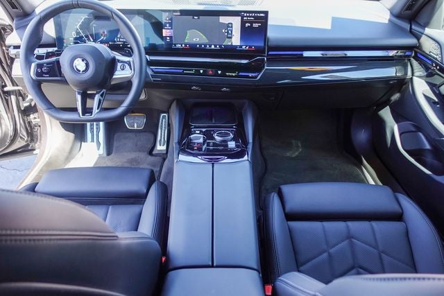 2024 BMW 5 Series 530i