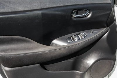 2019 Nissan LEAF S